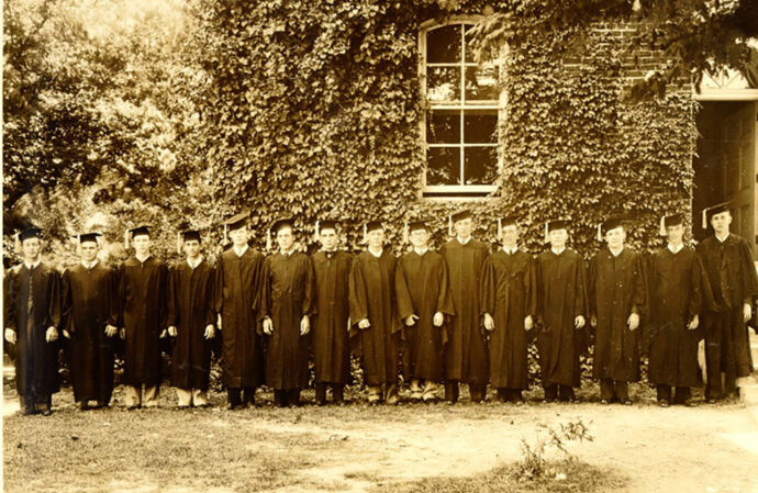 Photo of the graduating class of 1930